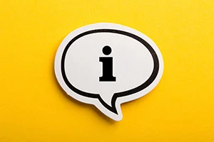 ein gelber Ordner mit einer Sprechblase darauf